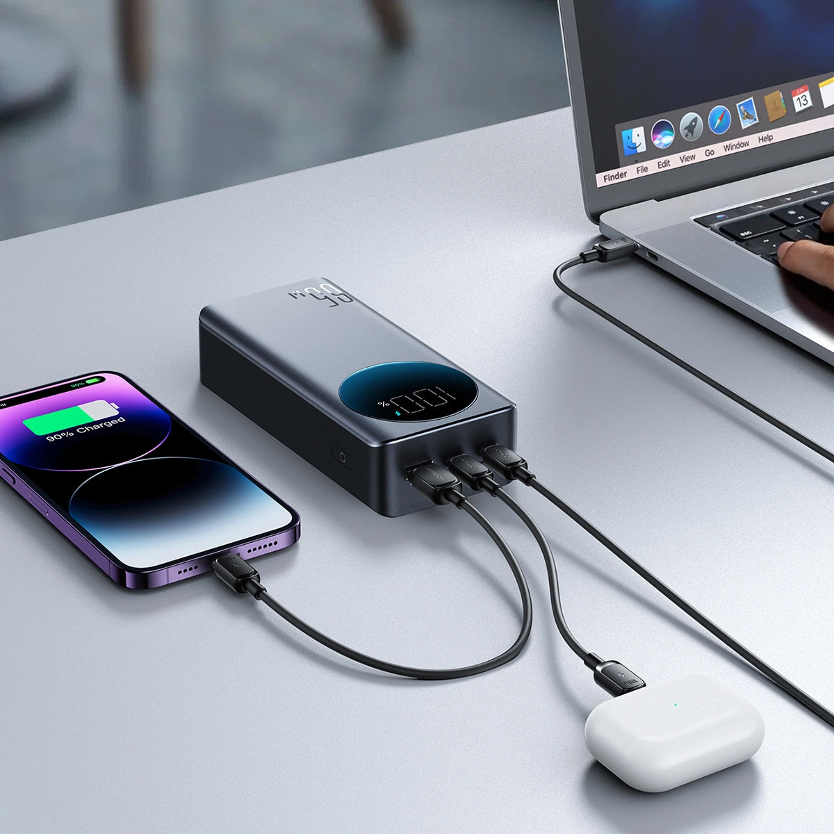 Batería Externa Joyroom JR-PBF05, 30000mAh, 65W, QC + PD, 1 x USB-A - 2 x USB-C, Negra