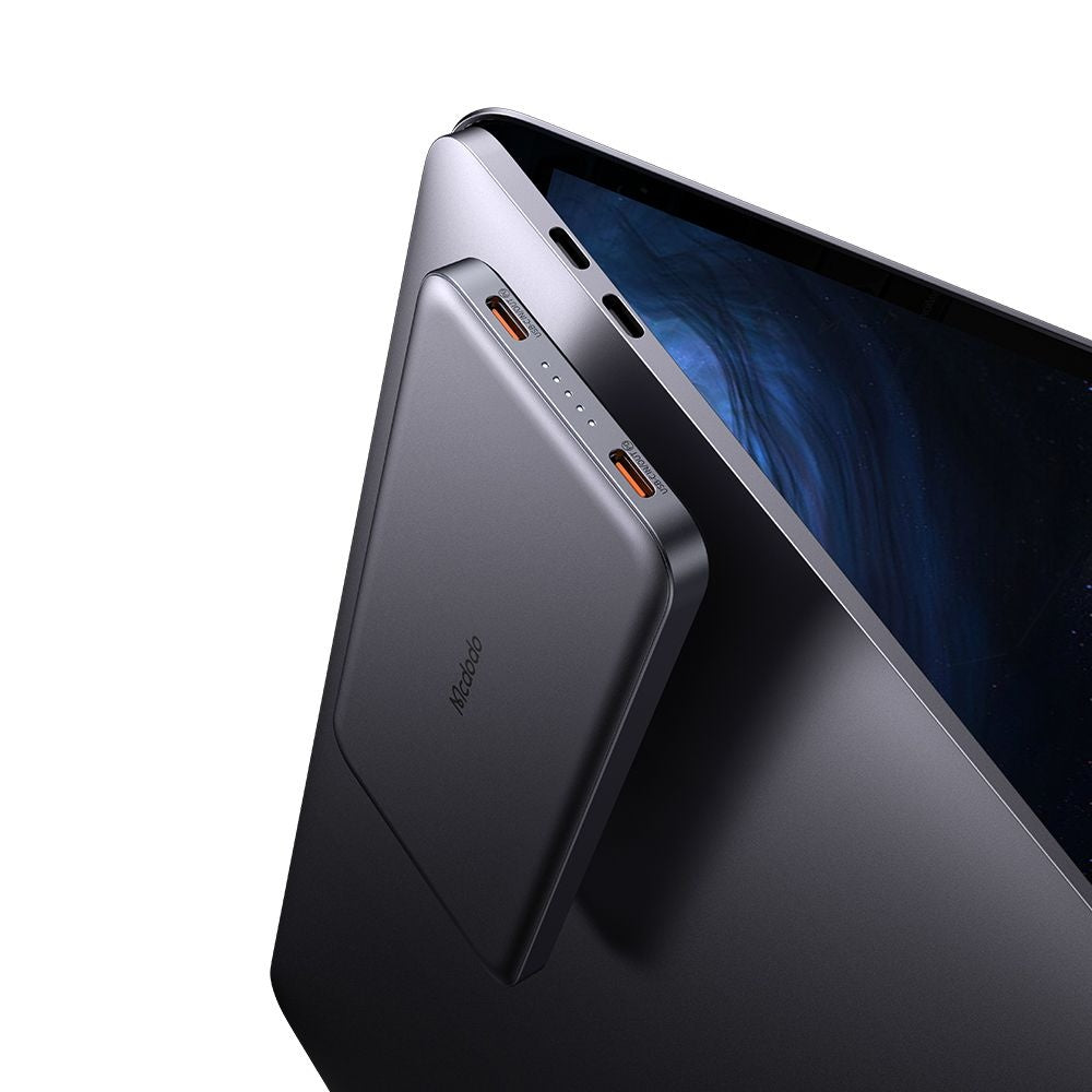 Batería Externa Inalámbrica McDodo MC-3781 Meta, 10000mAh, 20W, PD + FQI, 1 x QI - 2 x USB-C, Negra