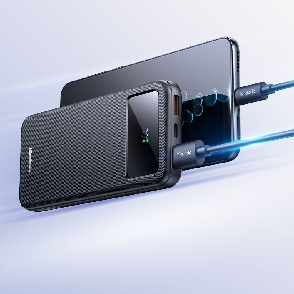 Batería Externa McDodo MC-4220, 10000mAh, 22.5W, QC + PD, 2 x USB-A - 1 x USB-C, Negra.