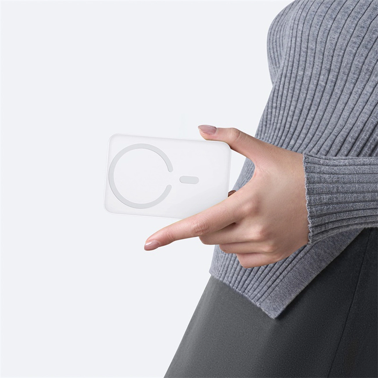 Batería Externa Inalámbrica Baseus EnerFill FM11 Ultra-Mini, 10000mAh, 22.5W, PD + FQI, 1 x QI - 1 x USB-C, Blanca P1008210E213-00