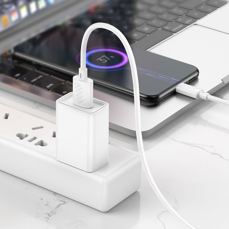 HOCO X88 Cable de carga y datos USB-A - microUSB, 18 W, 1 m, blanco