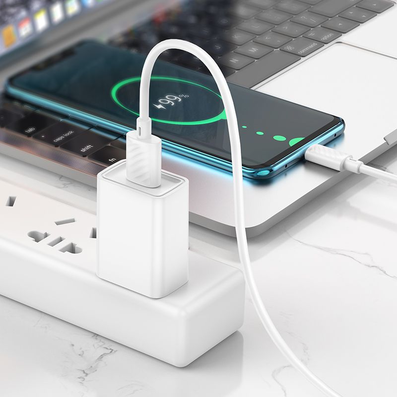 Cable de datos y carga USB-A - USB-C HOCO X88, 18W, 1m, Blanco