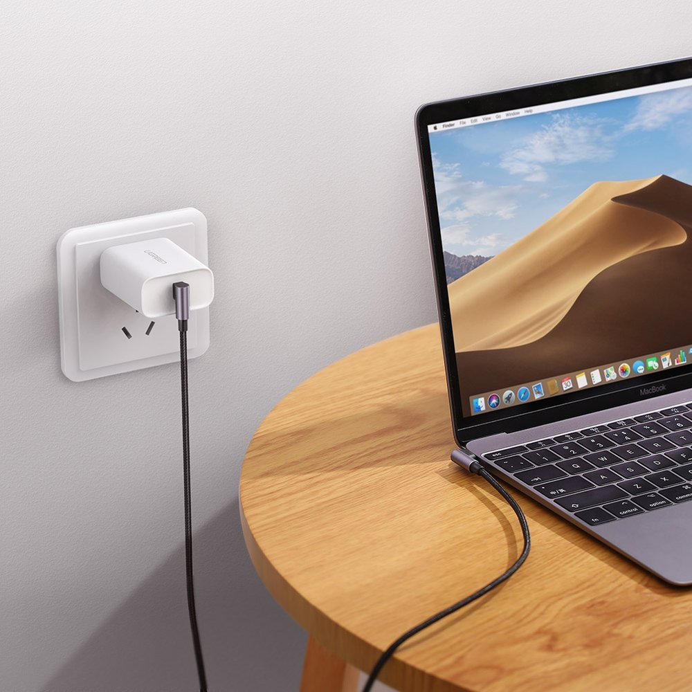 Cable de carga y datos USB-C - USB-C UGREEN US323 USB-C Angled, 60W, 1m, Negro