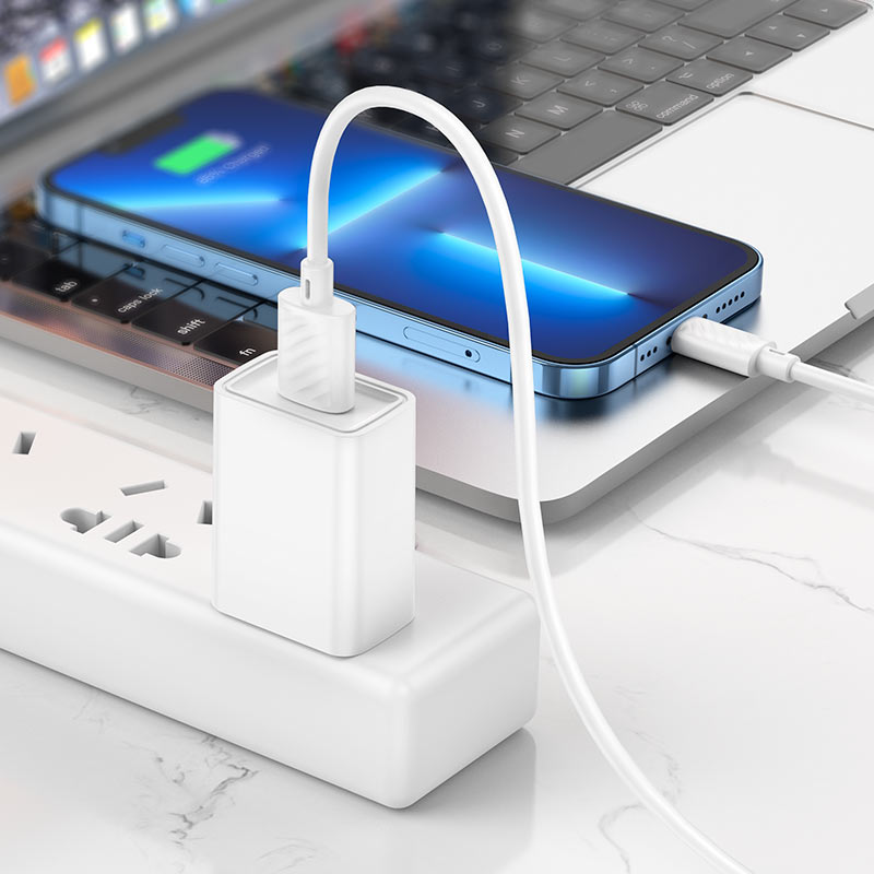 Cable de Datos y Carga USB-A - Lightning HOCO X88, 18W, 2m, Blanco