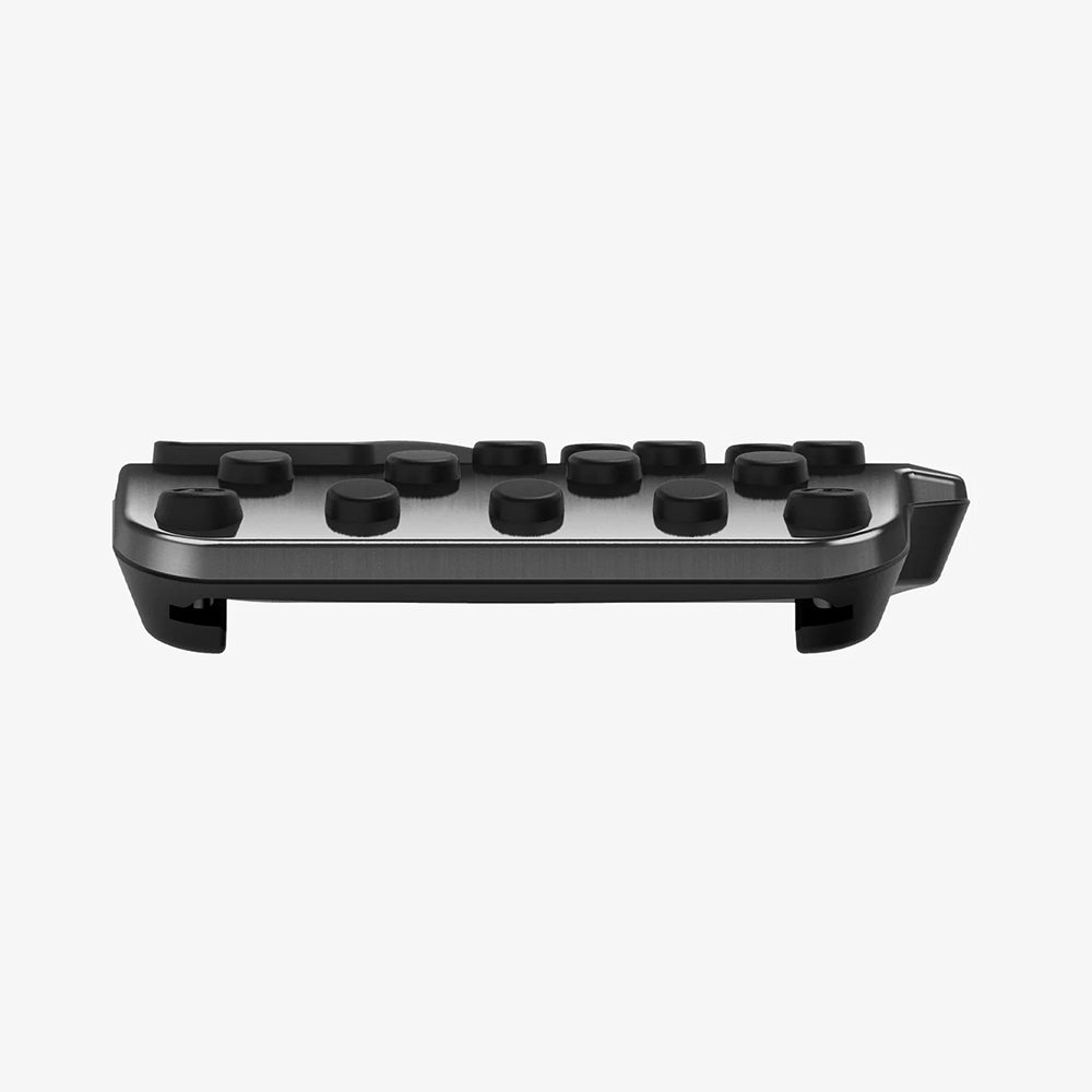 Tapas de Pedales para Auto Spigen Stuttgart TO200 para Tesla Y / 3 ACP04510