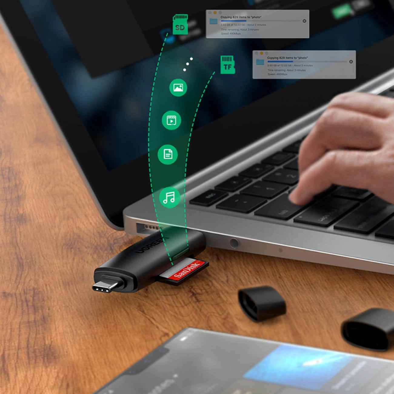 Lector de tarjetas USB / USB-C UGREEN CM304, SD - microSD, Negro