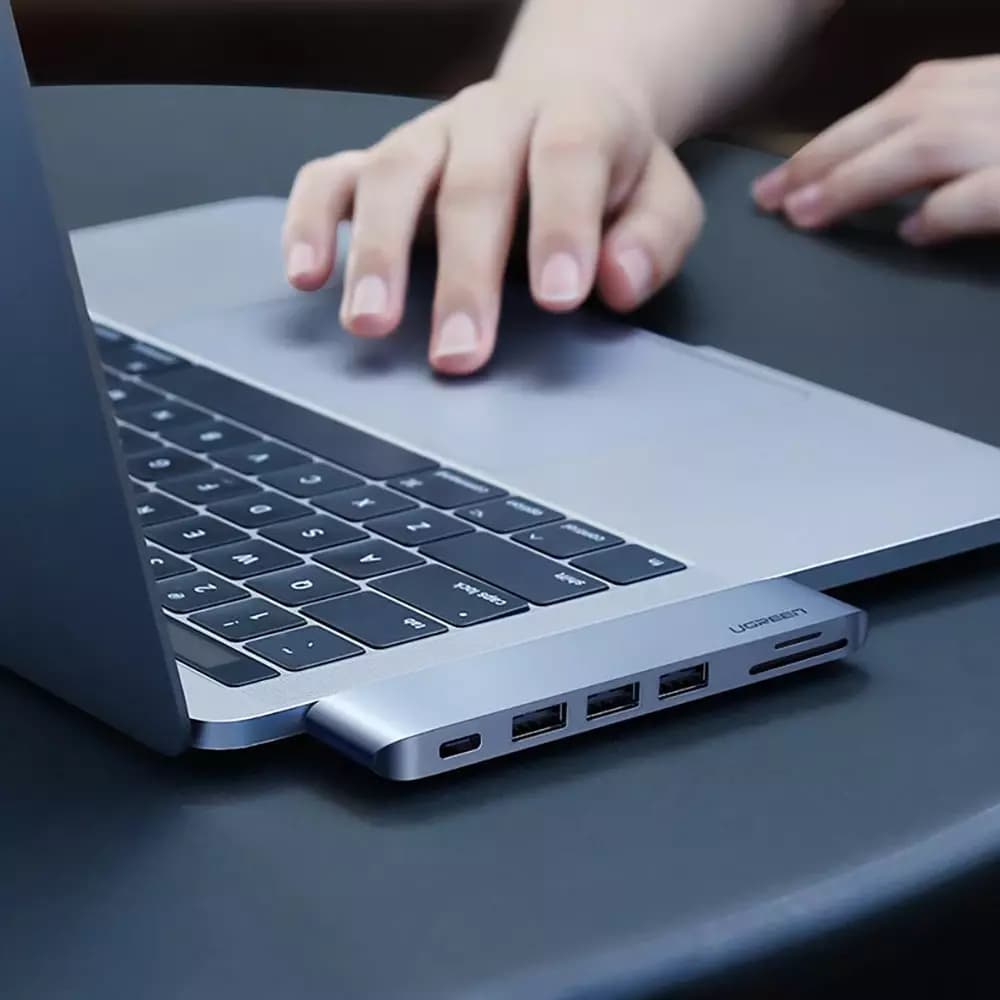 Hub USB-C UGREEN CM251 para Apple MacBook Pro / Air, 3 x USB-A 3.0 - 1 x USB-C - 1 x SD - 1 x microSD, Gris