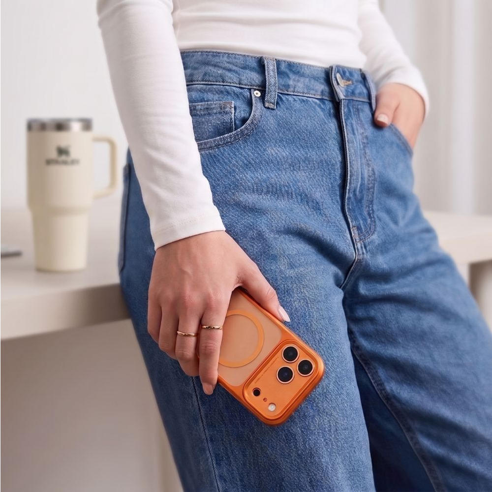 Funda MagSafe para Apple iPhone 18 Pro Max / 17 Pro Max, Tech-Protect, MagPrime CC, Naranja Mate