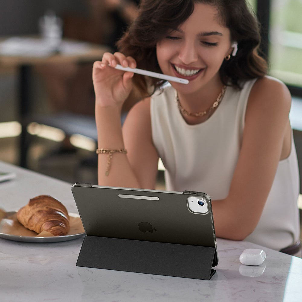 Funda para Apple iPad Air 13 (2025) / Air 13 (2024), ESR, Ascend Trifold, Negra Satinada