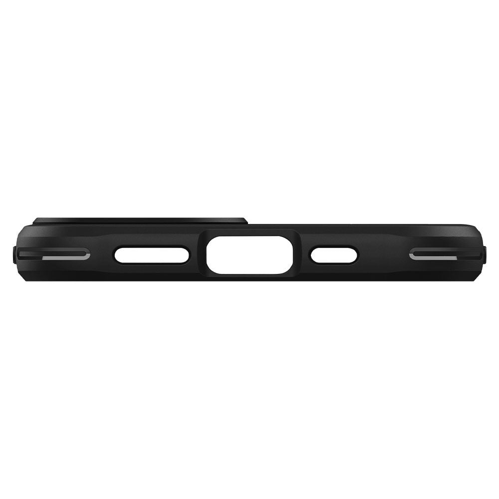Funda para Apple iPhone 13, Spigen, Rugged Armor, Negra ACS03518