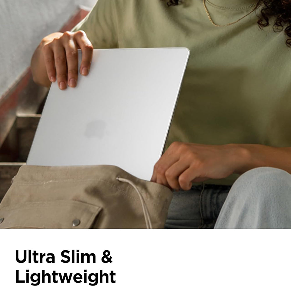 Funda Spigen Airskin para Apple MacBook Air 13 pulgadas (2026) / (2025) / (2024) / (2022), Transparente Satinada ACS11530