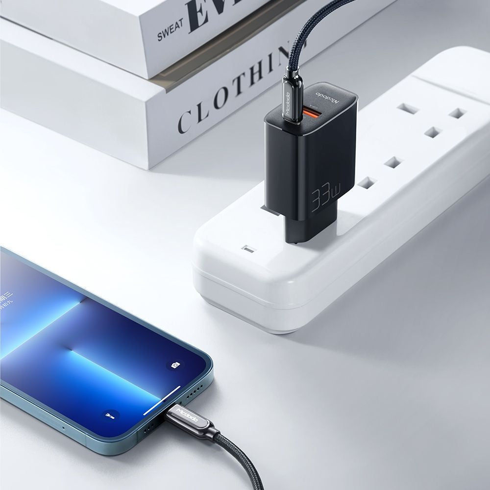 Cargador de Red McDodo CH-0921, 33W, 3A, 1 x USB-A - 1 x USB-C, Negro