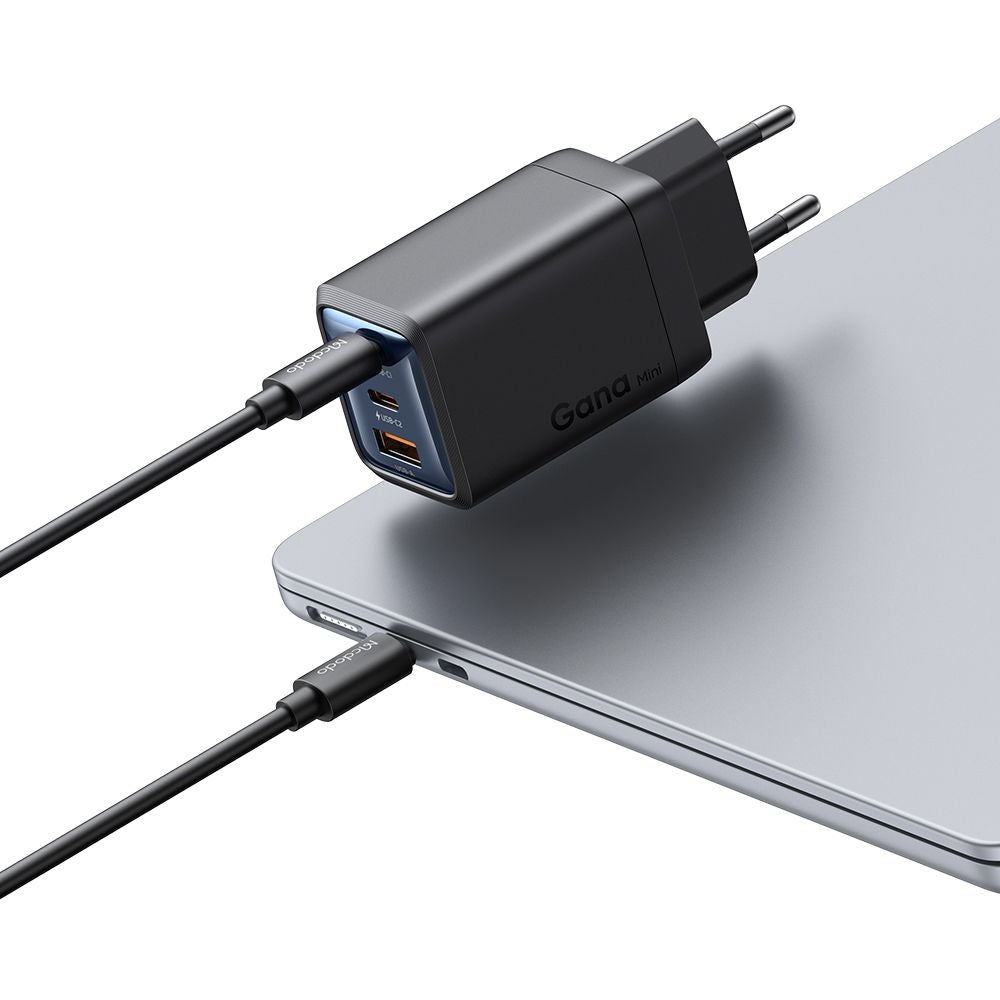Cargador de Red McDodo CH-0970 Gana Mini, 67W, 3A, 1 x USB-A - 2 x USB-C, Negro