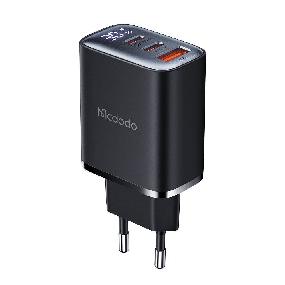 Cargador de Red McDodo CH-2180 Display, 30W, 3A, 1 x USB-A - 2 x USB-C, Negro