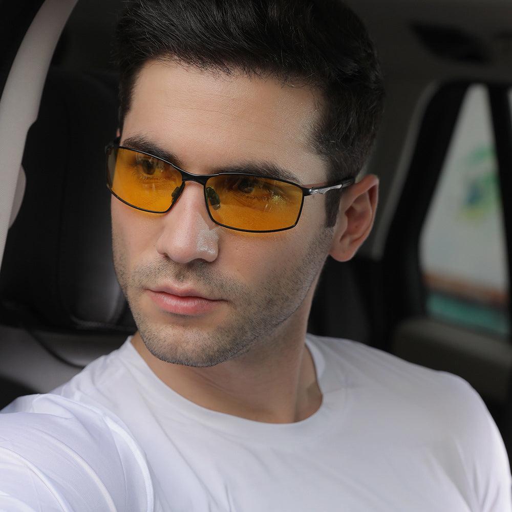 Gafas de Sol para Hombre Techsuit 559, Polarizadas, Protección UV, Doradas Verdes