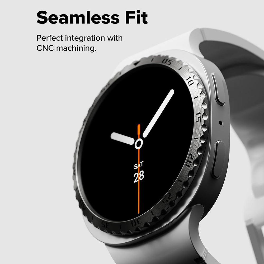 Marco de Protección Ringke Inner Styling para Samsung Galaxy Watch8 Classic, Plateado