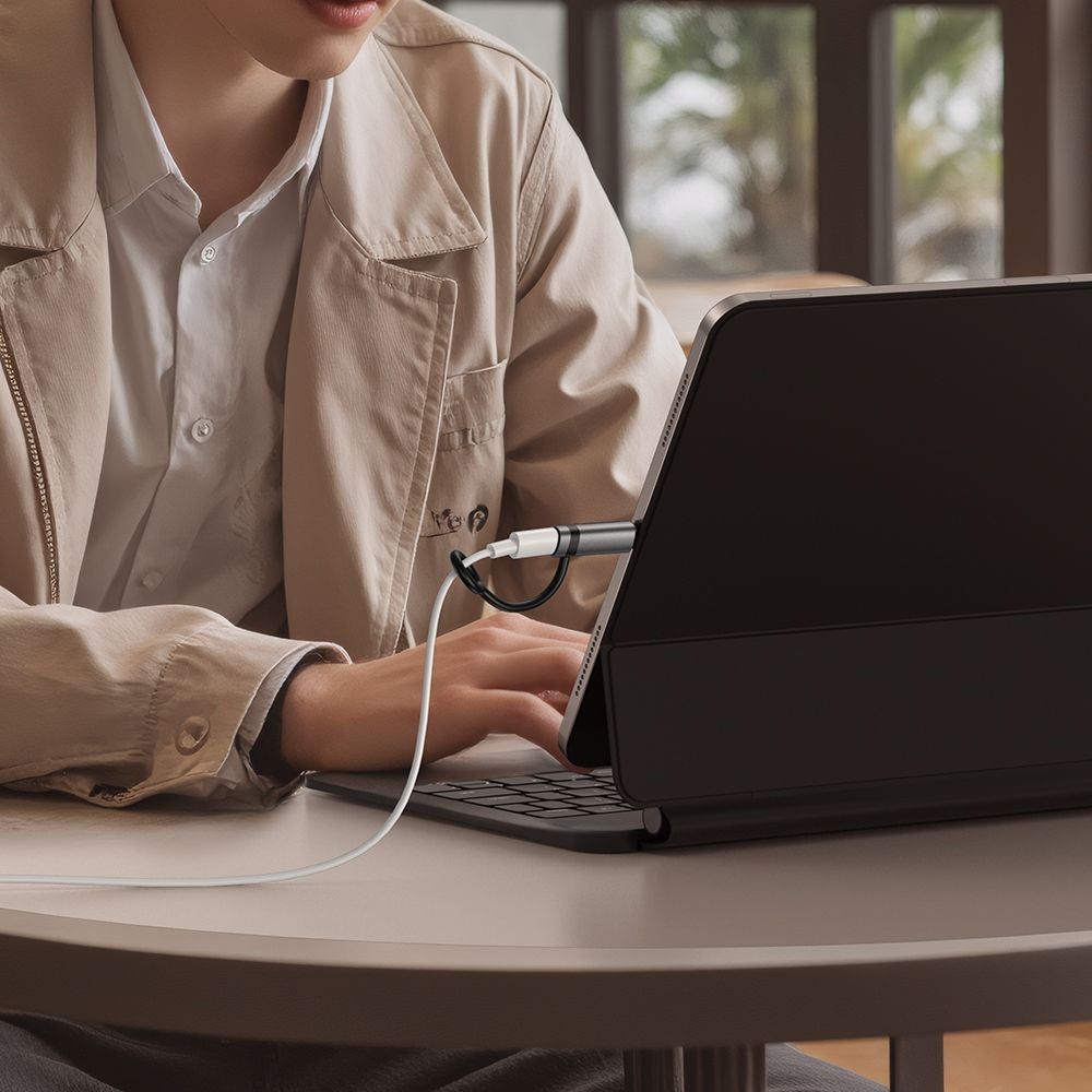 Adaptador de Datos e Carga Lightning - USB-C McDodo OT-0180 Pigeon Display, Negro