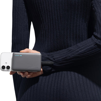 Batería Externa Inalámbrica Cuktech WPB100L, 10000mAh, 22.5W, PD + FQI, 1 x QI - 2 x USB-C, Negra CKWPB100LGLBK