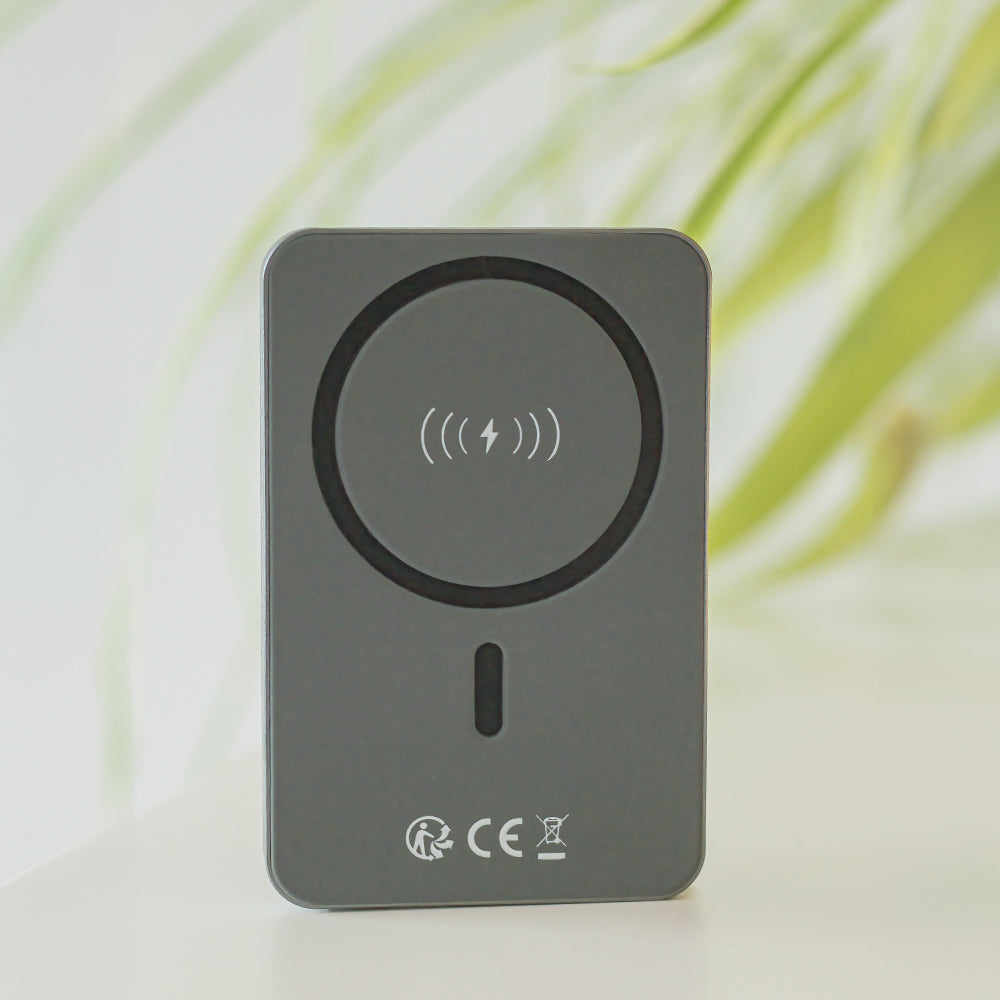 Batería Externa Inalámbrica Forever MATB-200, 5000mAh, 20W, PD + FQI, 1 x QI - 1 x USB-C, Negra