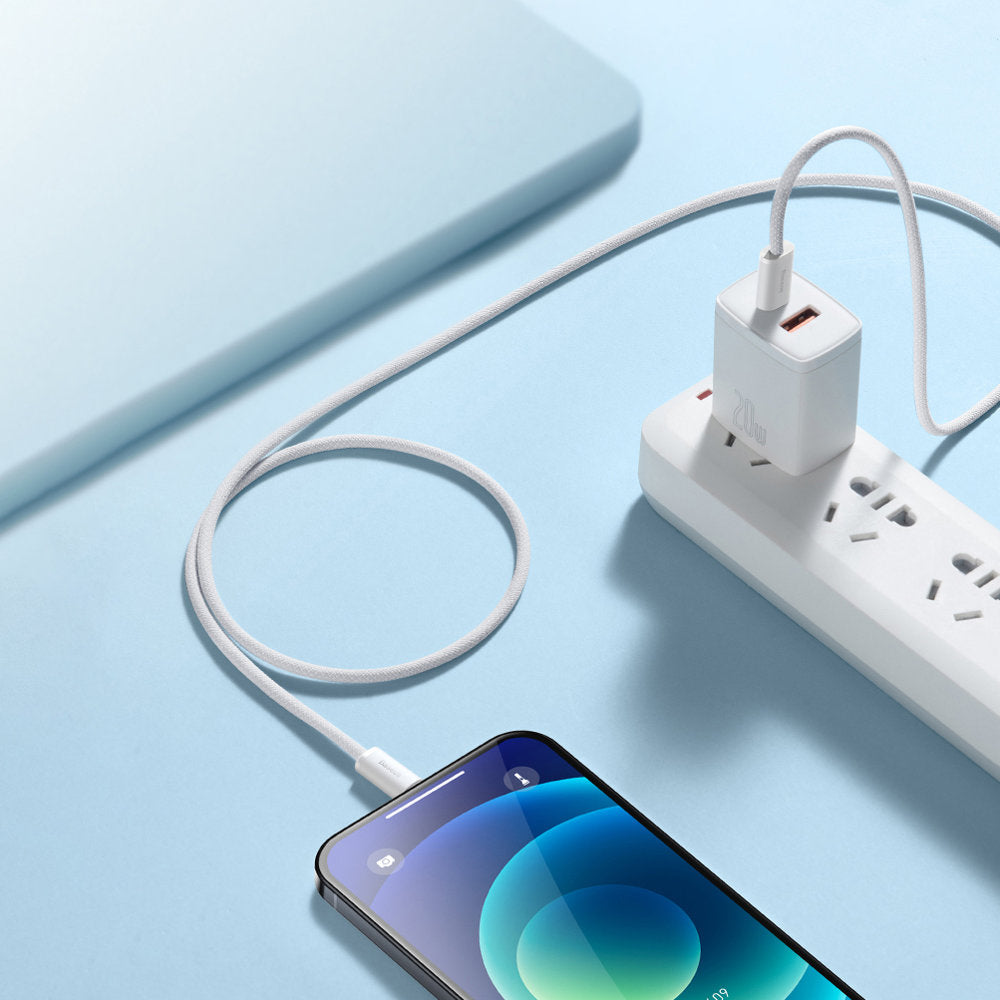 Cable de carga y datos de carga rápida dinámica USB-C - Lightning Baseus, 20 W, 1 m, blanco CALD000002