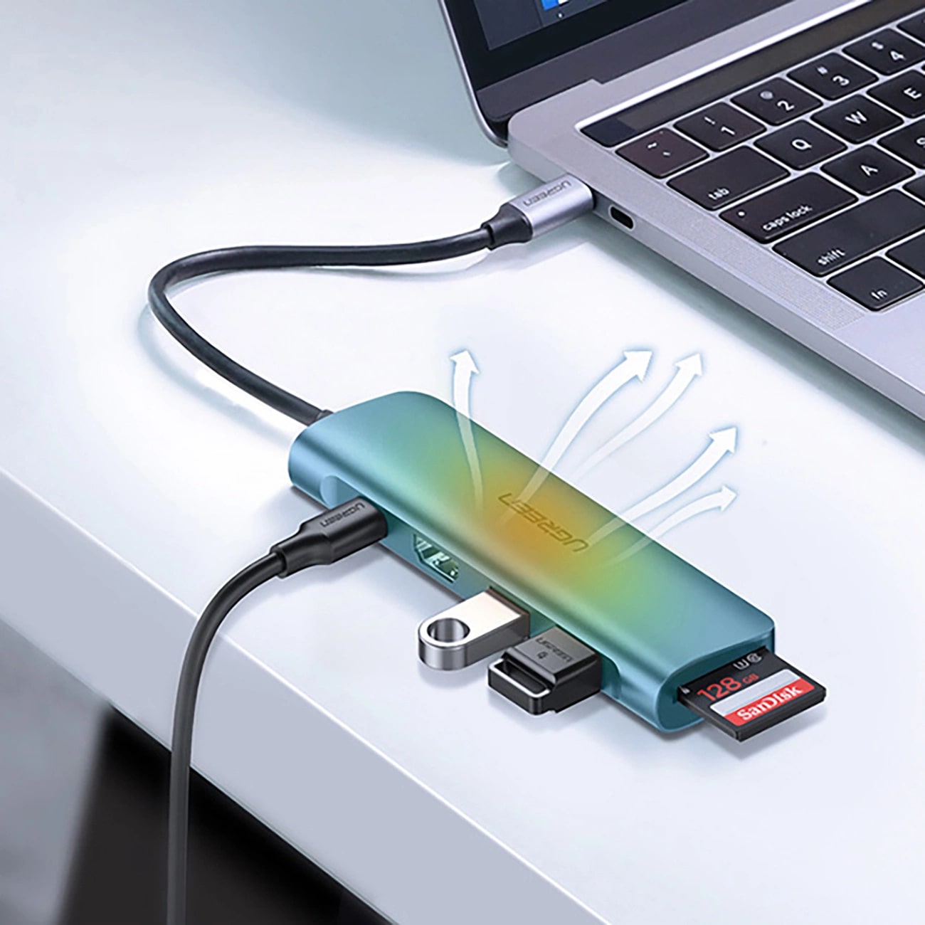 UGREEN CM195 USB-C Hub (15214), 2 x USB-A 3.0 - 1 x USB-C - 1 x HDMI - 1 x SD - 1 x microSD, Gray