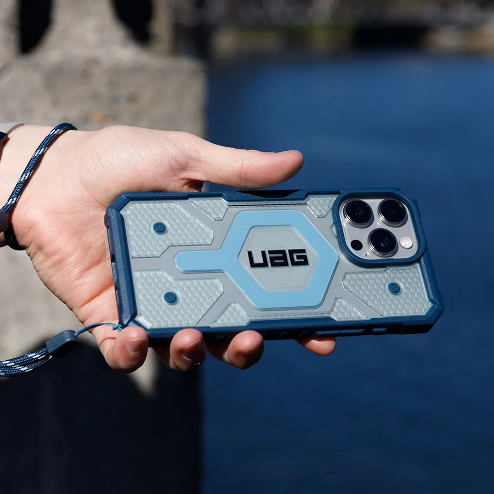 Funda MagSafe para Apple iPhone 17 Pro, Urban Armor Gear, Pathfinder Clear con Cordón, Azul