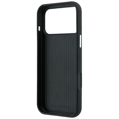 Funda para Apple iPhone 18 Pro / 17 Pro, Karl Lagerfeld, Saffiano con pin de las cabezas de Karl y Choupette y logotipo, negra