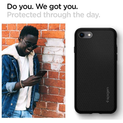 Funda para Apple iPhone SE (2022) / SE (2020) / 8 / 7, Spigen, Liquid Air, Negra 042CS20511