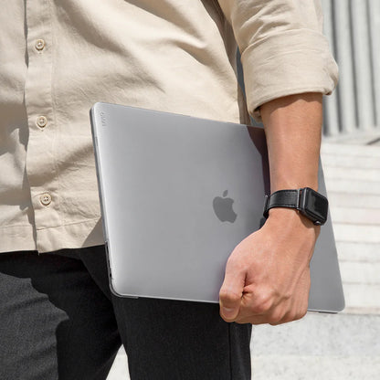 Funda UNIQ Claro para Apple MacBook Pro 16 pulgadas (2026) / (2024) / (2023) / (2021), Gris Mate