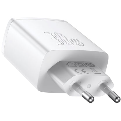 Cargador de red Baseus Compact, 30 W, 1 x USB-C - 2 x USB-A, Blanco CCXJ-E02 