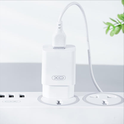 Cargador de Red con Cable USB-C XO Design L99, 12W, 2.4A, 1 x USB-A, Blanco