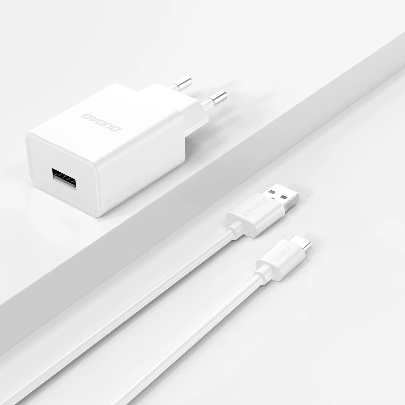 Cargador de Red con Cable USB-C Dudao A4EU, 10W, 2.1A, 1 x USB-A, Blanco