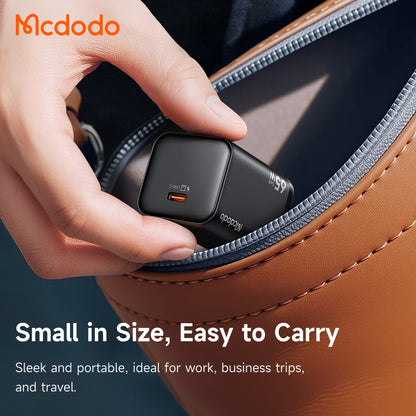 Cargador de red McDodo CH-0850 Ultimate Mini, 65W, 3.25A, 1 x USB-C, Negro
