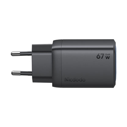 Cargador de Red McDodo CH-0970 Gana Mini, 67W, 3A, 1 x USB-A - 2 x USB-C, Negro