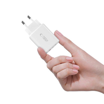Cargador de Red Tech-Protect NCA65W, 65W, 3A, 1 x USB-A - 2 x USB-C, Blanco