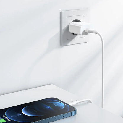 Cargador de Red XO Design L99, 12W, 2.4A, 1 x USB-A, Blanco