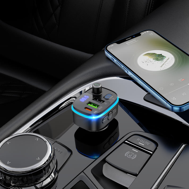 Modulador FM Bluetooth HOCO E62 Fast, 2 x USB-A - 1 x USB-C