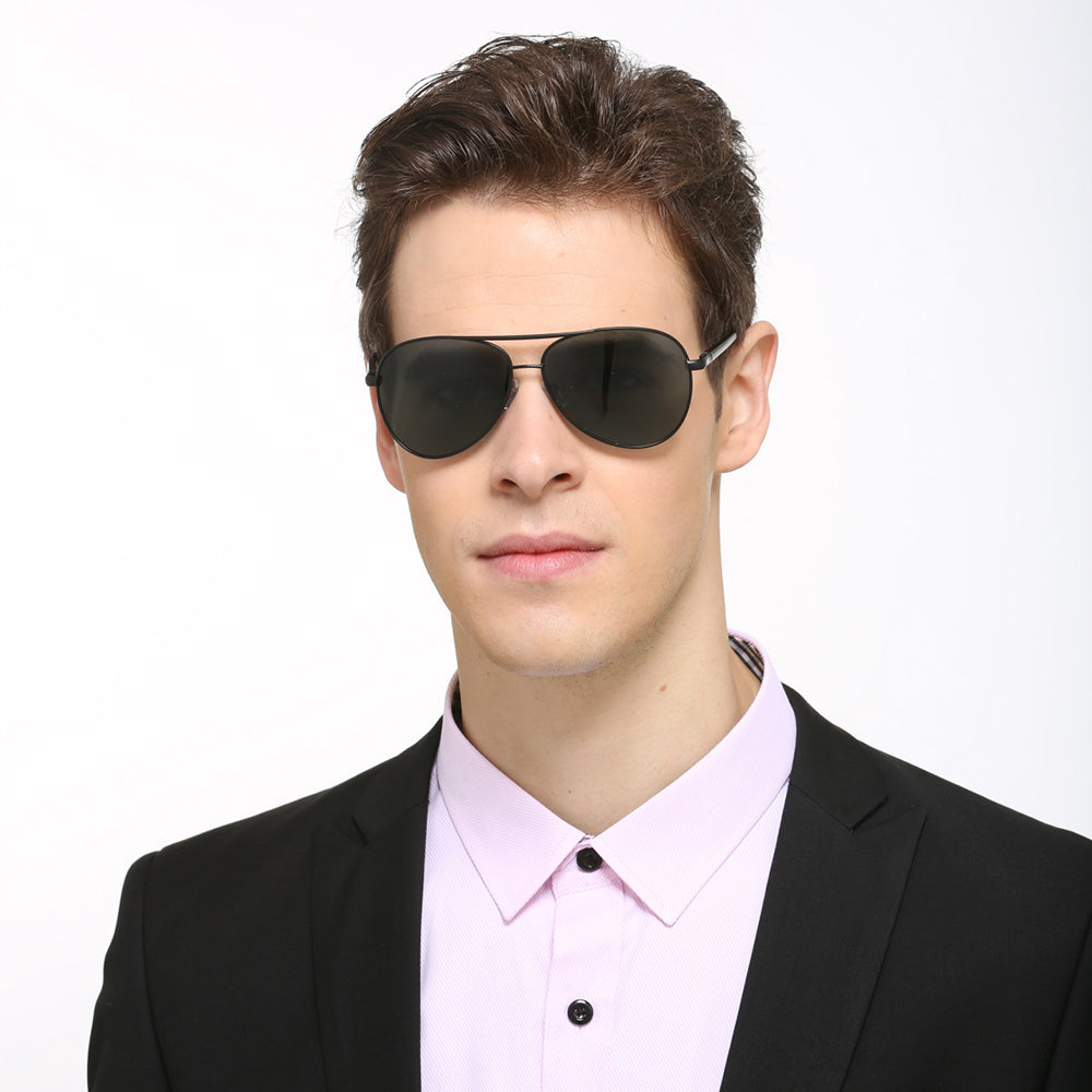 Gafas de Sol para Hombre Techsuit 2150, Polarizadas, Protección UV, Gris Verde