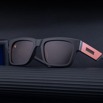 Gafas de Sol para Hombre Techsuit 8491, Polarizadas, Protección UV, Negro Mate Rojo