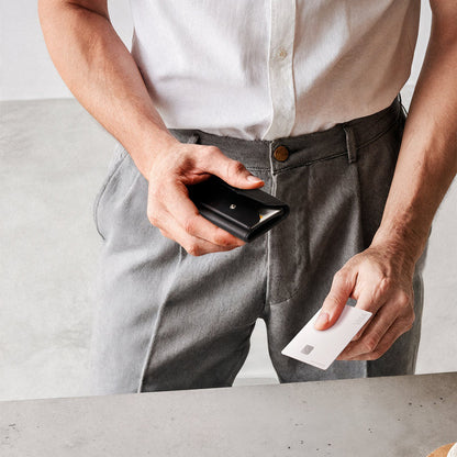 Cartera Magsafe, Spigen, Valentinus Pro, Negra