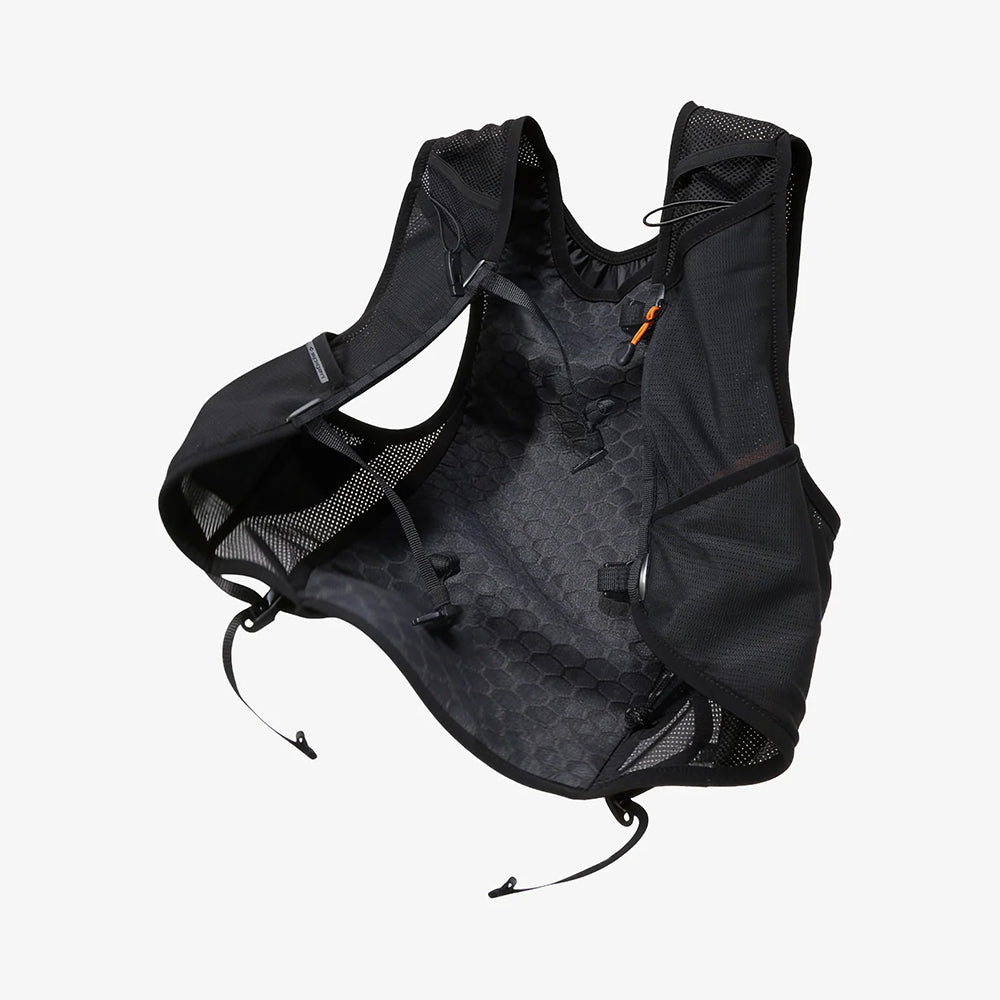 Chaleco de Running Spigen Dynamic Shield A721, Talla L-XL, Negro AMP10225